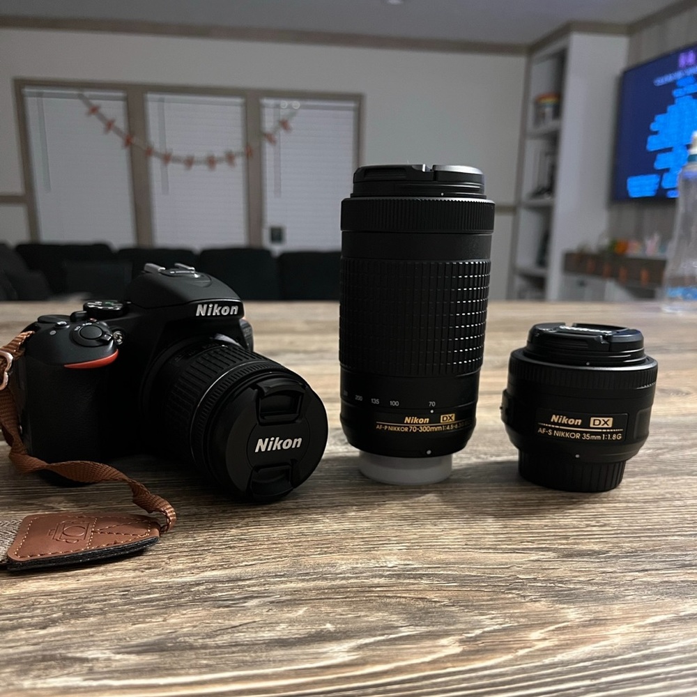 Nikon D5600 and 3 lens